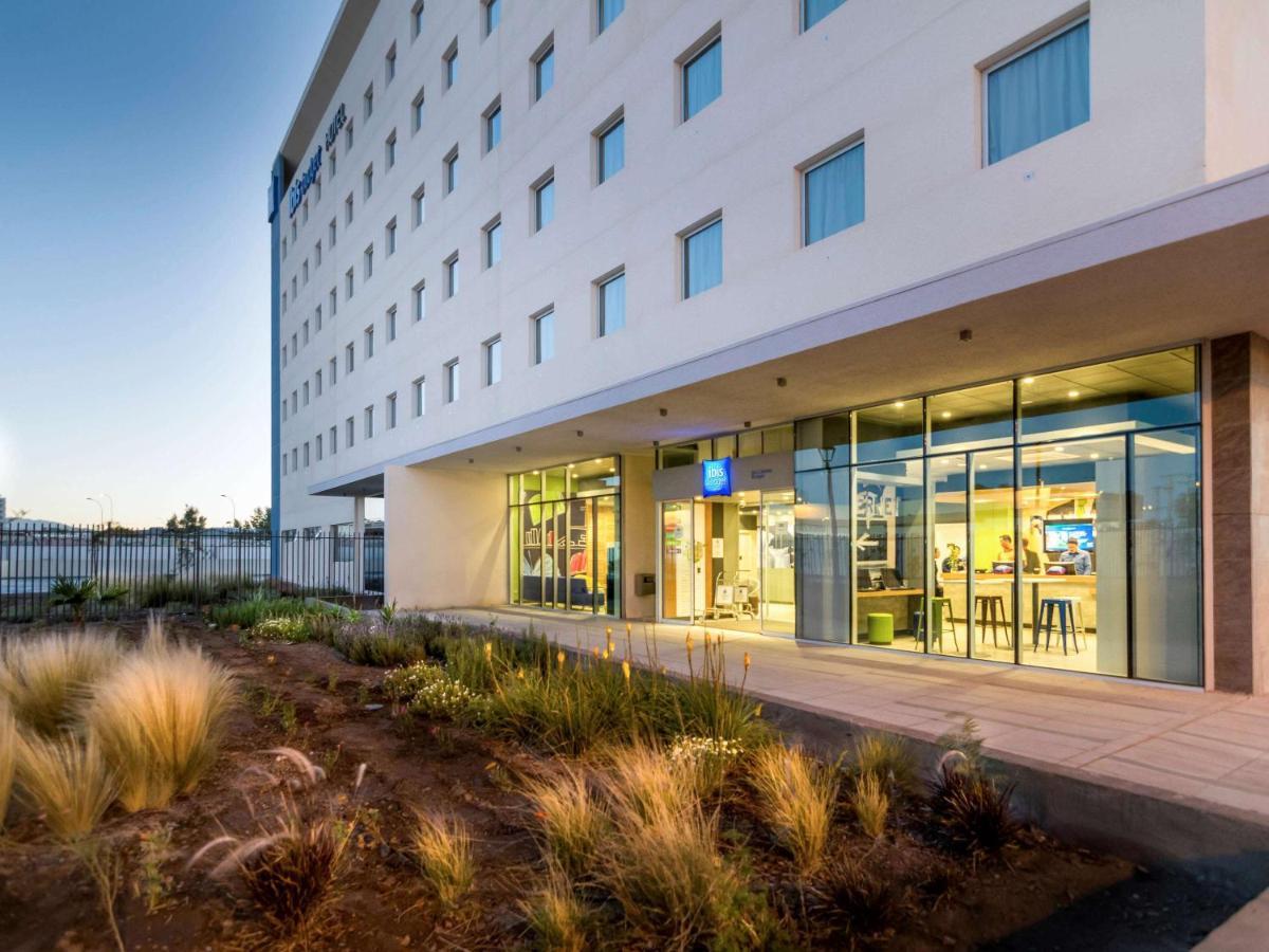 Ibis Budget Calama Esterno foto