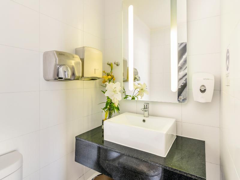 Ibis Budget Calama Esterno foto