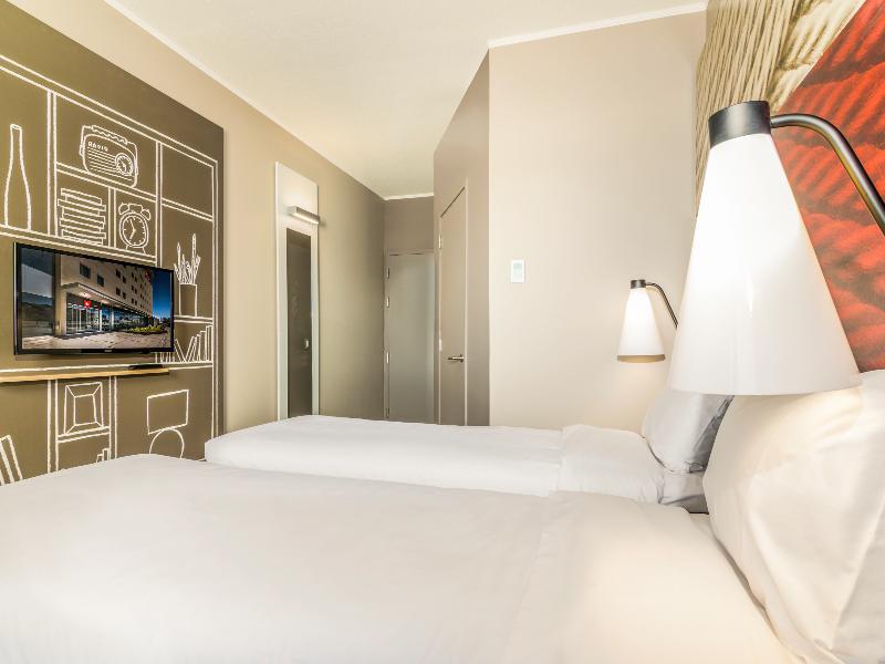 Ibis Budget Calama Esterno foto